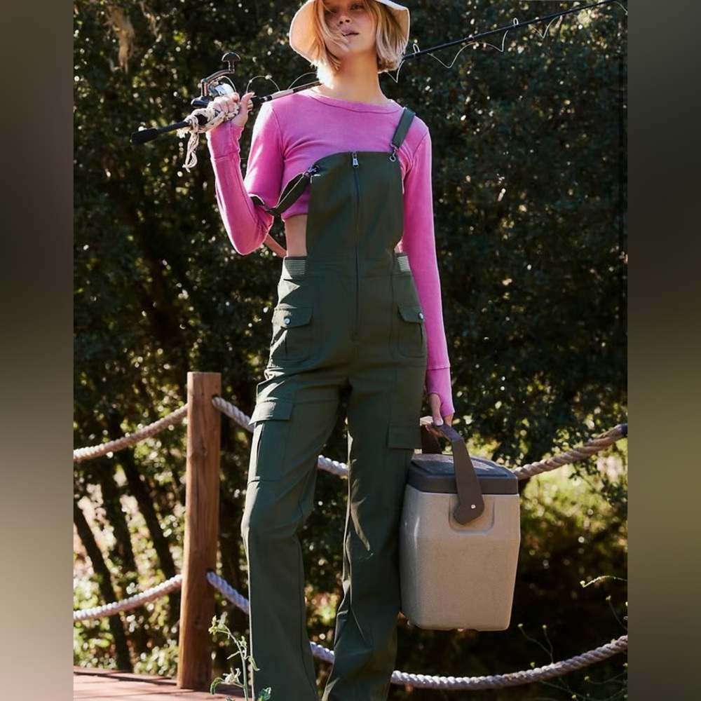 Free People Movement Cascade overalls onesie | olive green | size S